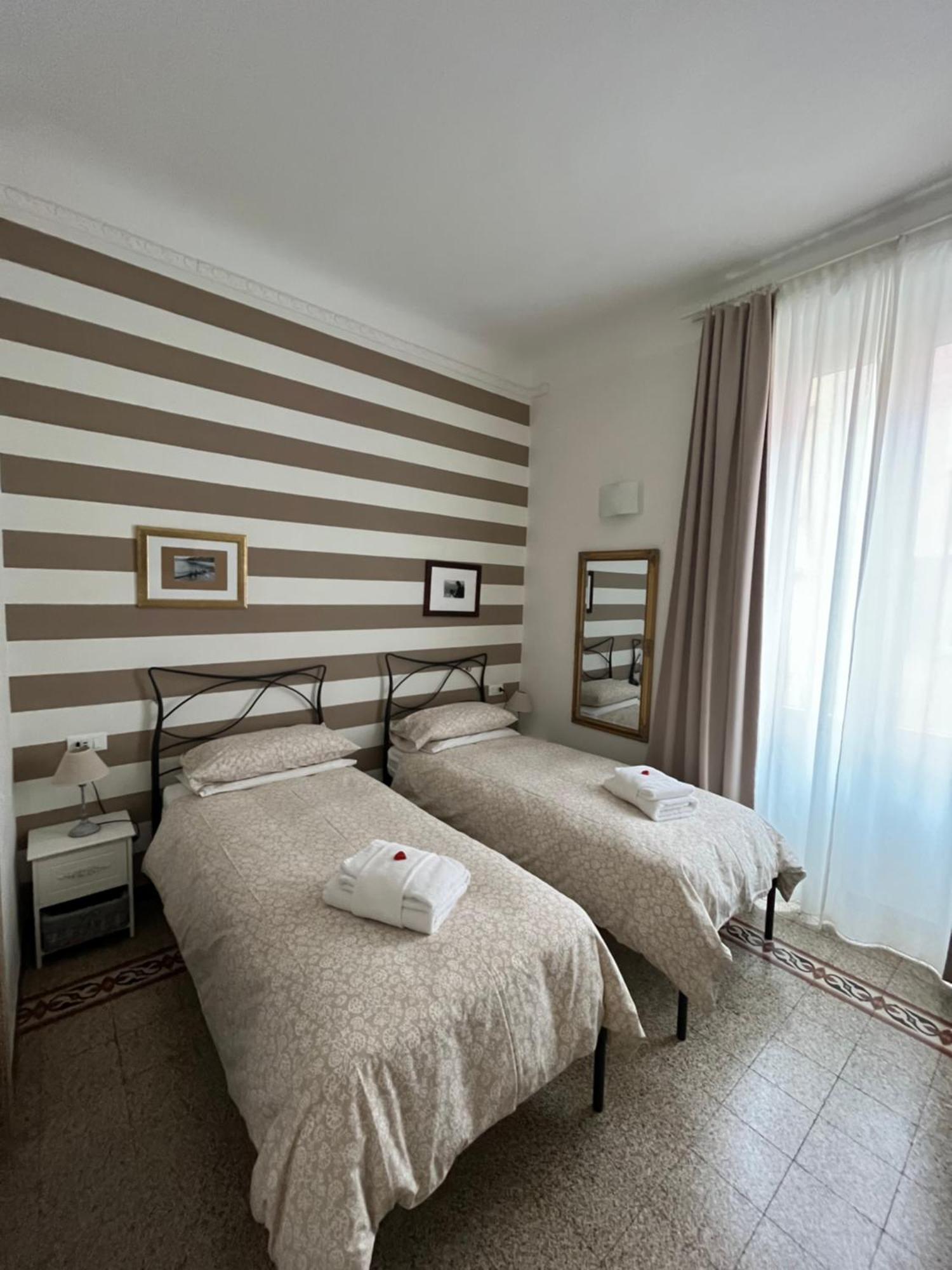 Affittacamere Perla Del Prione La Spezia Rum bild